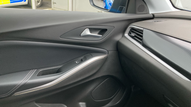 Vauxhall Grandland 1.2 Turbo GS Line 5dr Petrol Hatchback